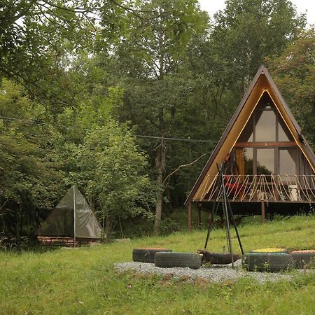 Glamping Wolf Mount Villa Margahovit Eksteriør billede