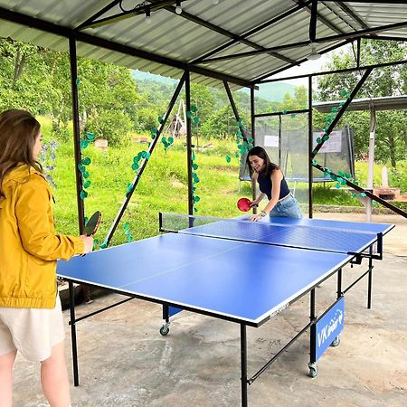 Glamping Wolf Mount Villa Margahovit Eksteriør billede