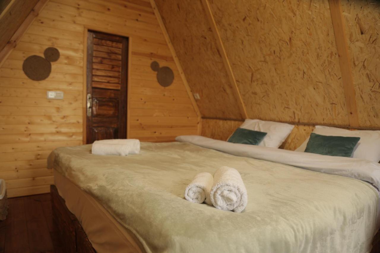 Glamping Wolf Mount Villa Margahovit Eksteriør billede